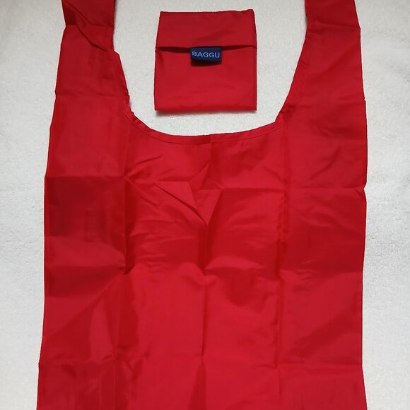 New BAGGU Reusable Bags in Black and Red -- SET OF 2 - Picture 2 of 4